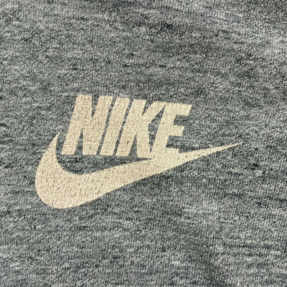 Nike Womens Hoodie Size Medium Gray Full Zip Jacket Logo Casual Activewear - Picture 5 of 12